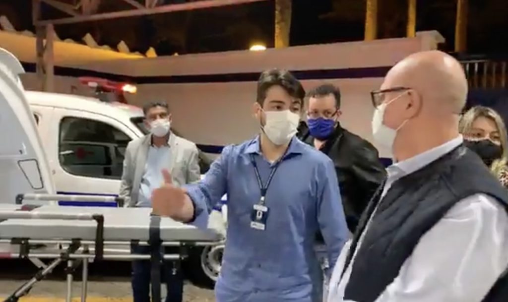 Prefeitura adquire 3 novas ambulâncias