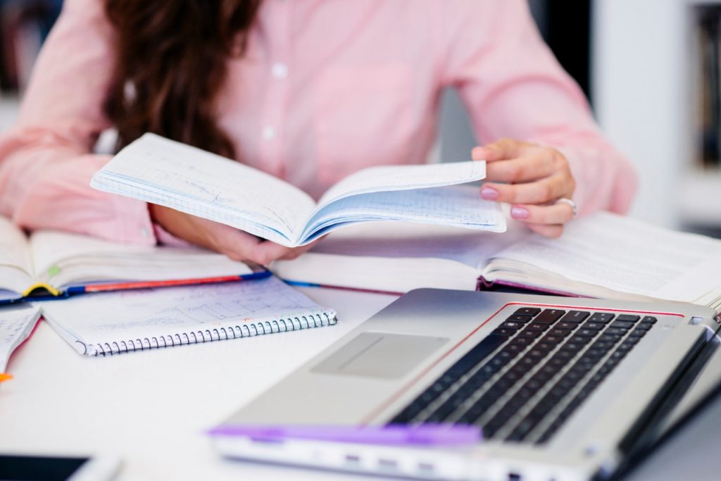SP abre 20 mil vagas gratuitas em cursos tecnológicos para mulheres