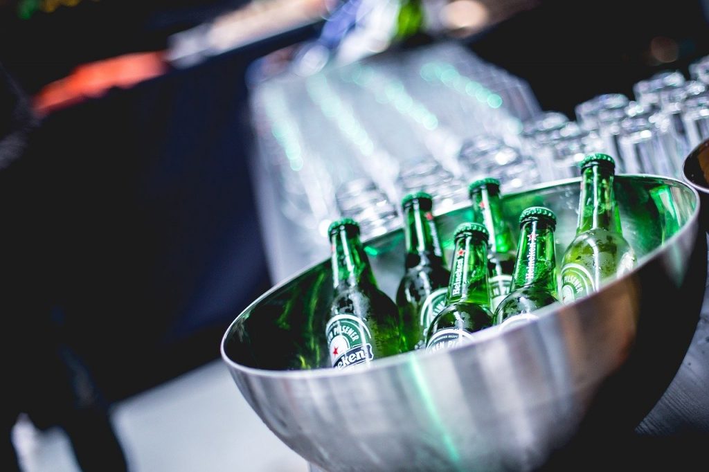 Cerveja Heineken deve subir de preço por pressão da matriz holandesa, diz Veja