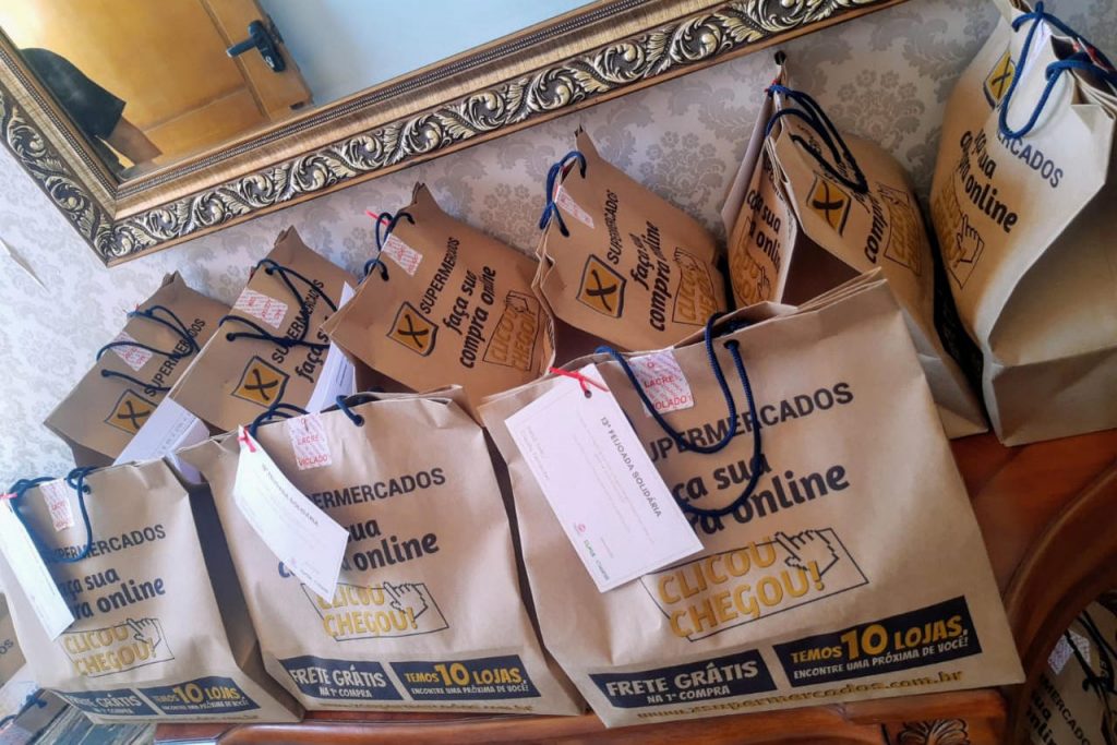 Feijoada Solidária auxilia 39 entidades e alimenta 116 moradores de rua