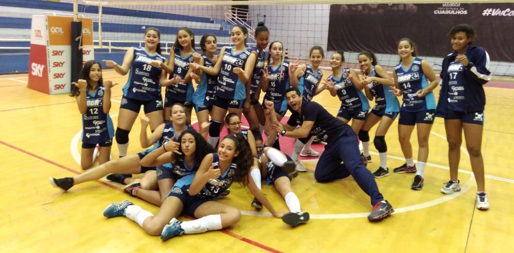 Vôlei feminino aprov
