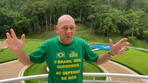 Luciano hang