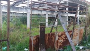 obra de creche abandonada