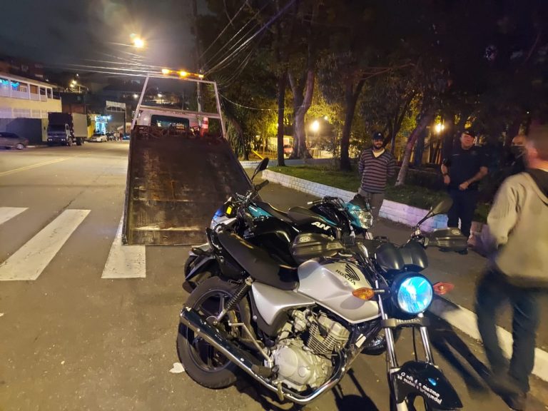 Moto aprendida na operação cavalo de aço