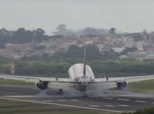 Boeing 777