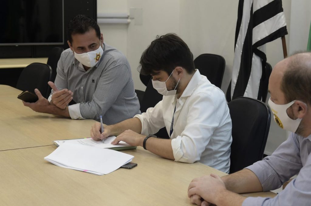 jorge Wilson, Guti e Rogerio haman
