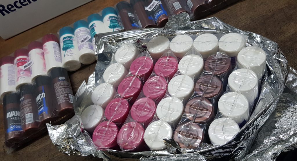 PF e Receita prendem dois traficantes com droga escondida em shampoo e desodorante