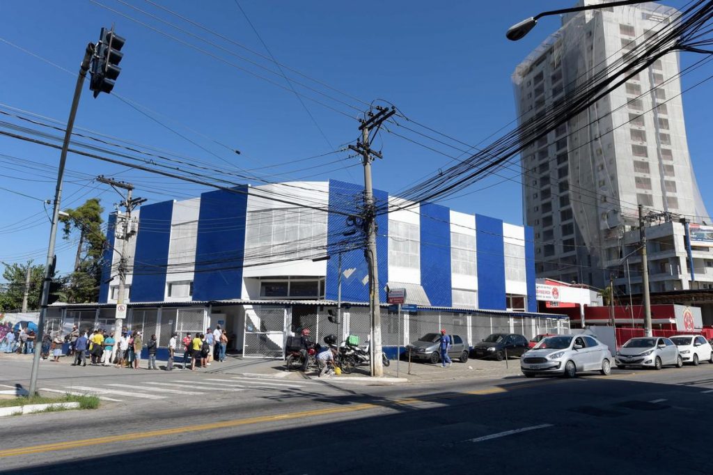 Restaurantes Populares servirão refeições do lado de fora a partir de segunda-feira