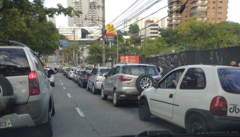 fila bosque maia vacinação