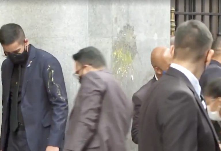 Comitiva ovo Bolsonaro