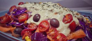 Salada com Molho de Castanha