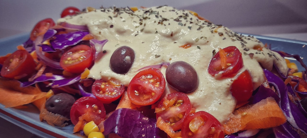 Salada com Molho de Castanha