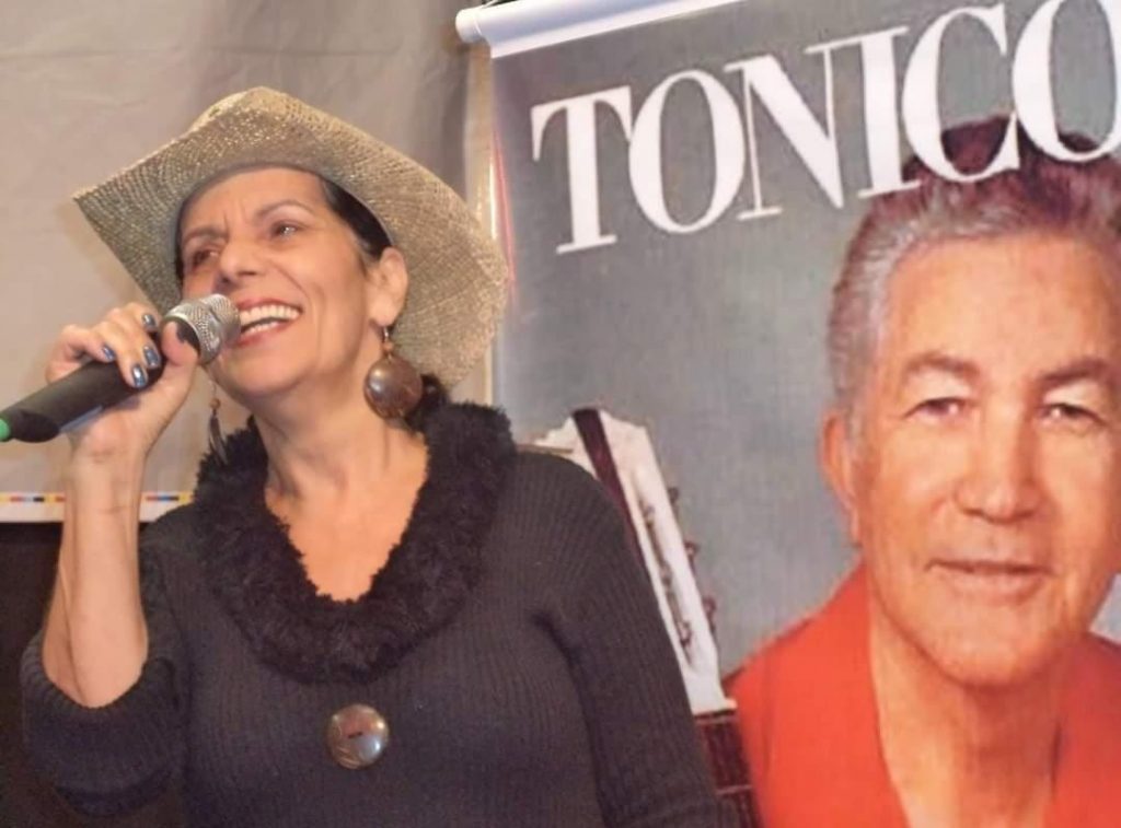 Sarau Amor e Esperança presta homenagem a Áurea Fontes nesta quarta-feira