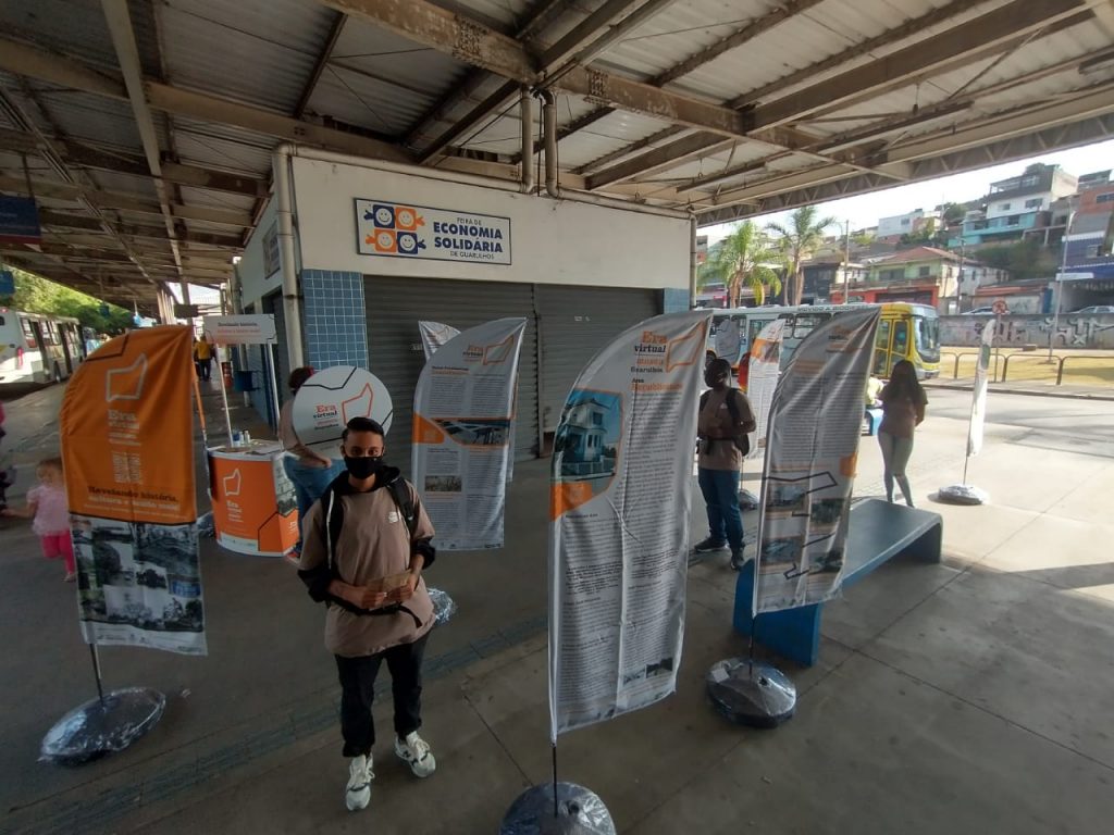 Terminais urbanos de Guarulhos recebem exposição itinerante com a história da cidade