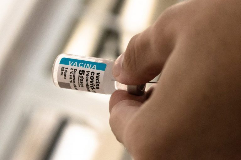 vacina fiocruz oxford astrazeneca