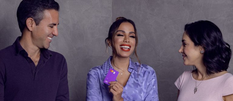 Anitta Nubank
