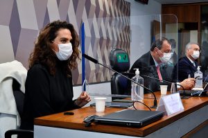 Luana Araújo