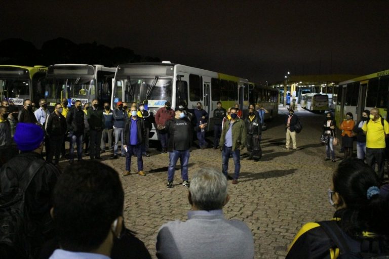 Greve de ônibus