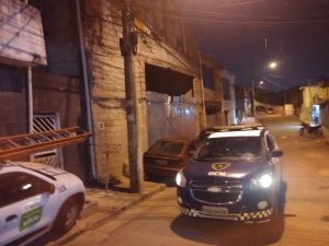 Na rua Jopiata 120 pessoas dispersadas