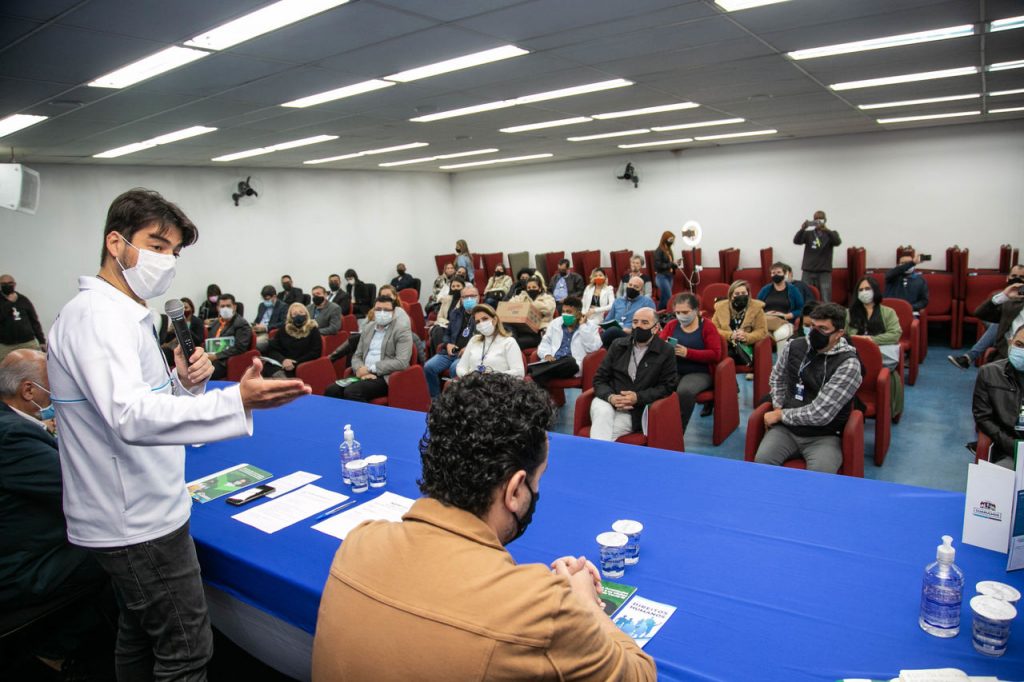 Pesquisa revela que 58% dos jovens de Guarulhos não trabalham