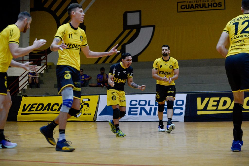 Vedacit Vôlei Guarulhos vence o Iacanga pelo Campeonato Paulista