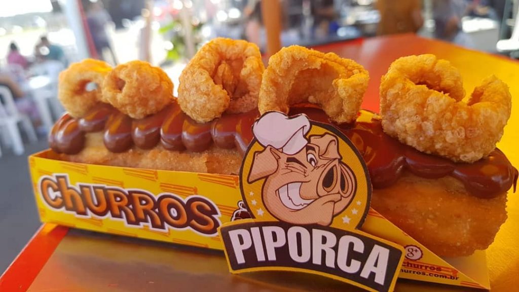 Churros e torresmo