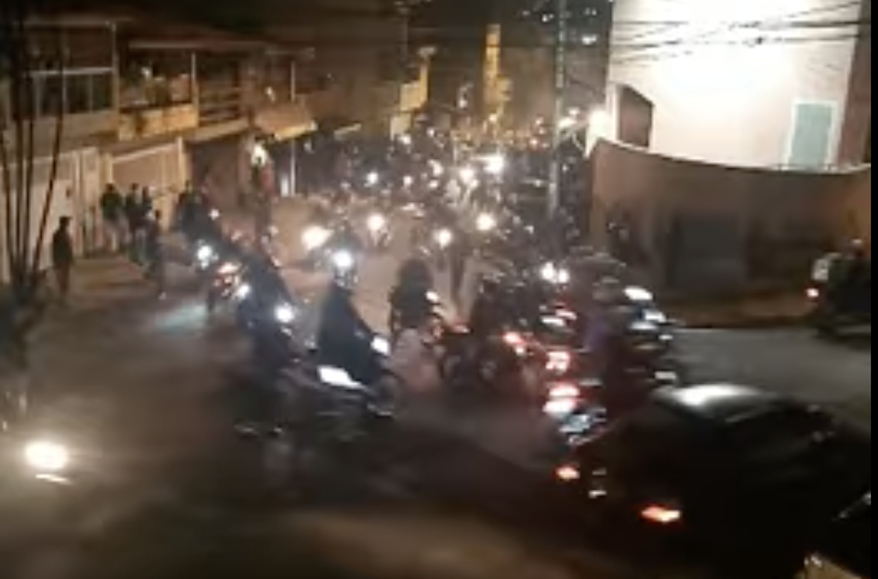 Motoqueiros perturbam o sossego