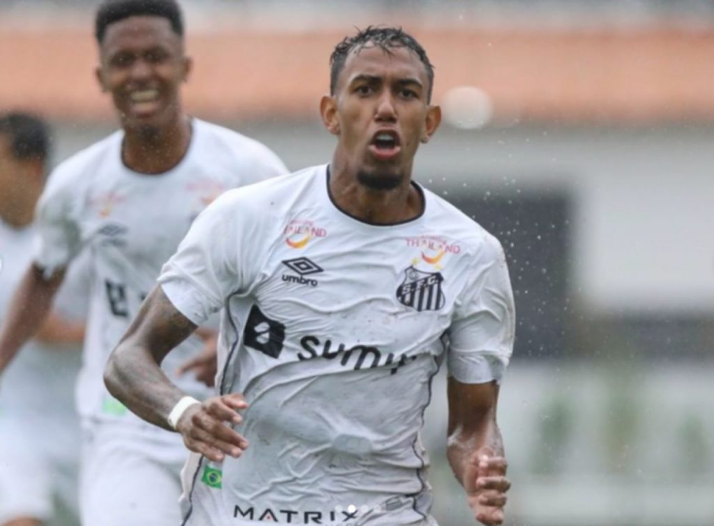 Flamengo de Guarulhos recusa oferta do Santos para estender empréstimo do Rwan
