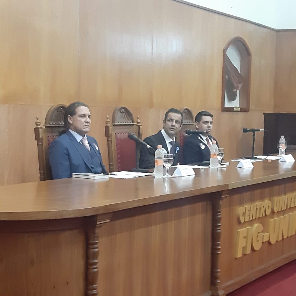 Candidatos à OAB Guarulhos fazem debate quente na FIG