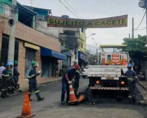 Sujeito a Cacete - faixa motoqueiros