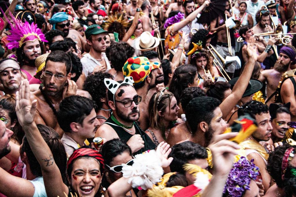 Condemat recua e afirma que Prefeitura de Guarulhos não cancelou o Carnaval