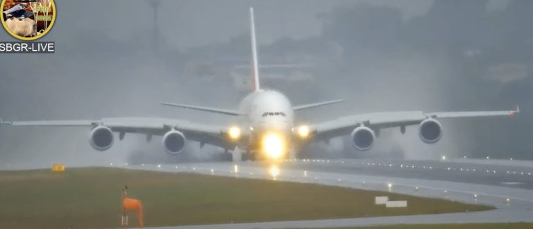 Aquaplanagem avião
