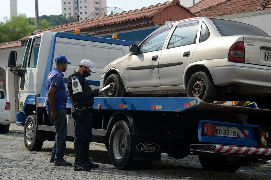Operação Carro Abandonado