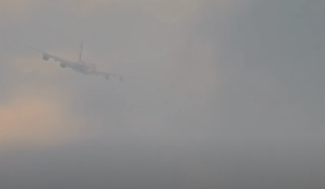 Avião e pipa