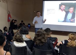 Guto - Palestra jornalismo