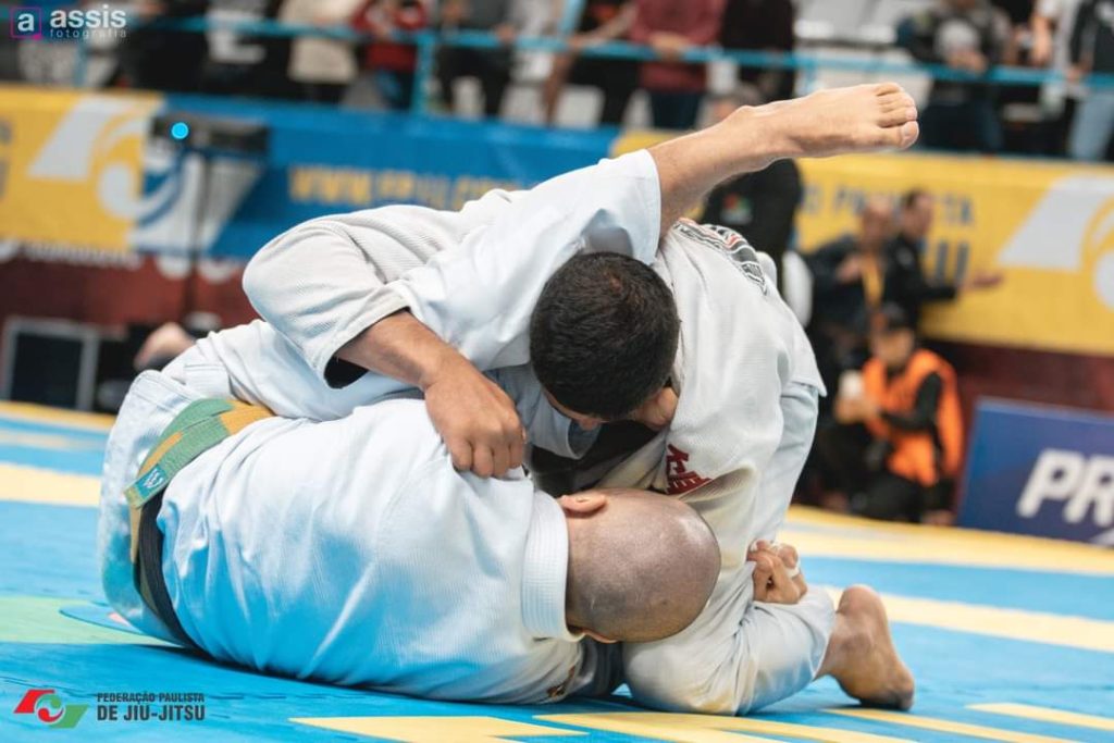 Lutador guarulhense vence mais uma etapa do Circuito Paulista de Jiu-Jitsu Lutador guarulhense vence mais uma etapa do Circuito Paulista de Jiu-Jitsu