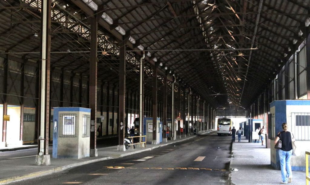 SP: com greve de ônibus, rodízio e corredores exclusivos são liberados