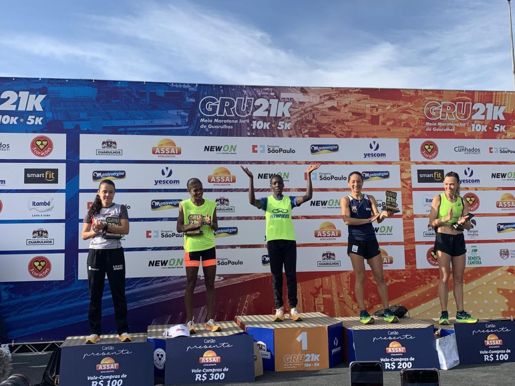 Pódio Feminino meia maratona de Guarulhos