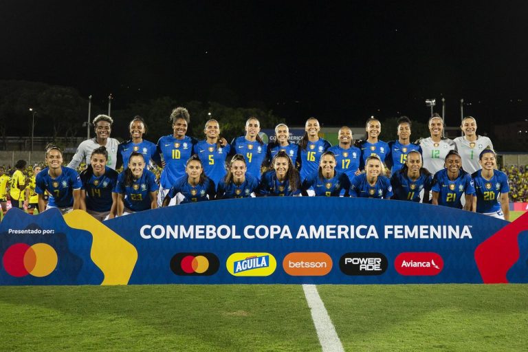 Seleção Brasileira, campeã da Copa América de Futebol Feminino