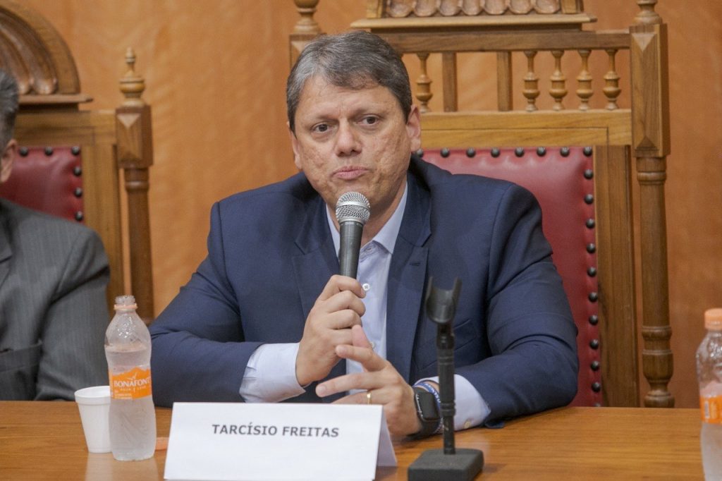 Tarcísio de Freitas