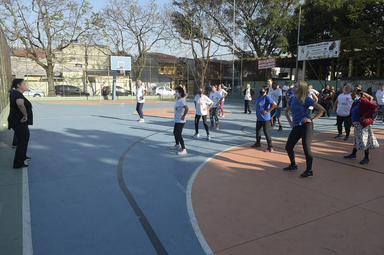 Academia na Praça 60+ Vila São Rafael