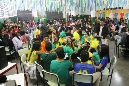 Alunos da Escola Estadual Francisco Milton de Andrade no Campeonato do Saber