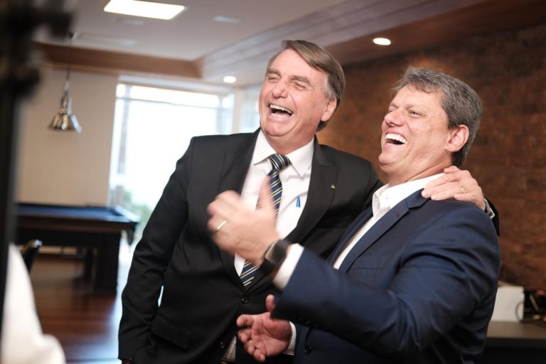 Bolsonaro e Tarcísio de Freitas