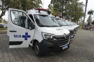Entrega ambulâncias