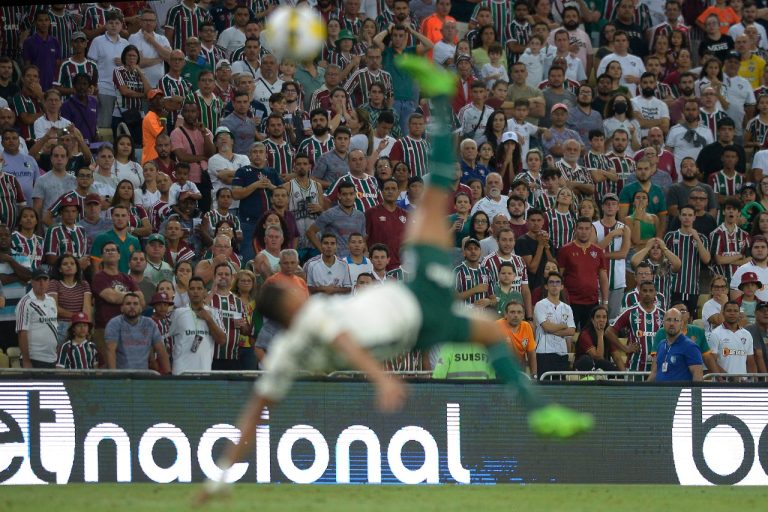 Rony - gol de bicicleta