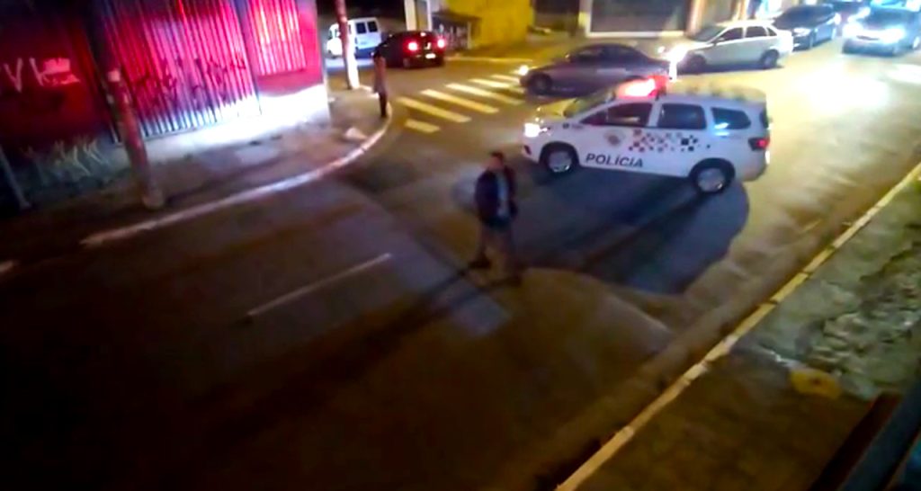 Polícia