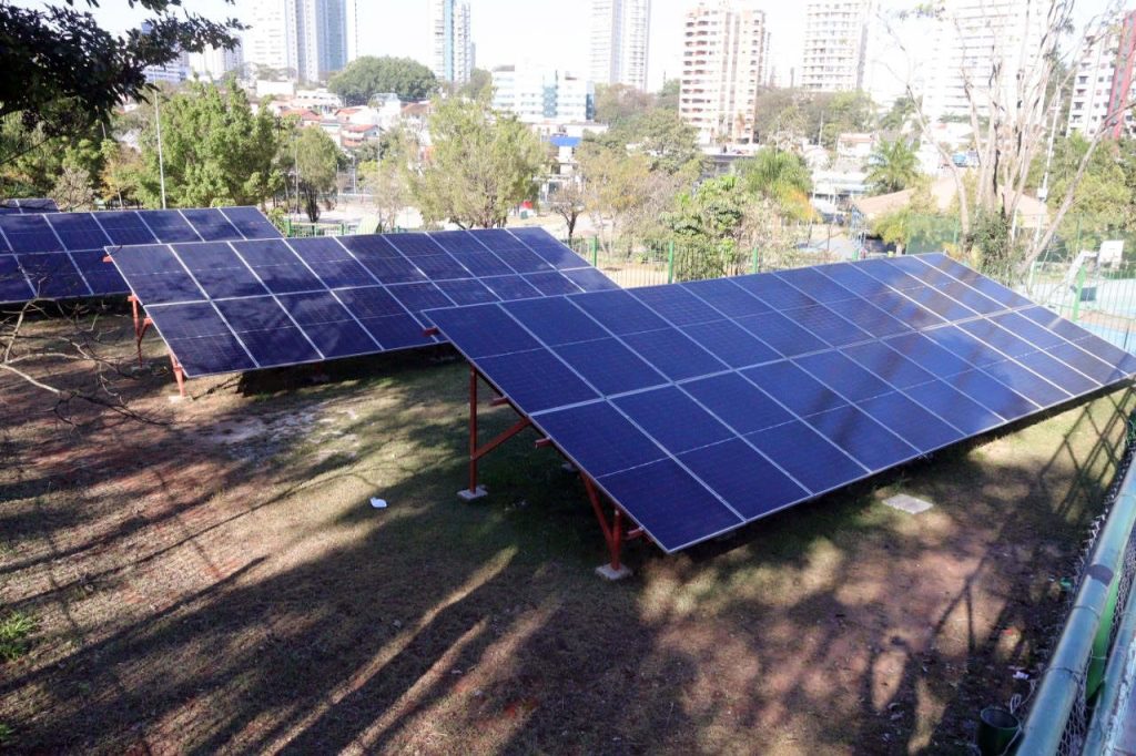 energia solar x Bosque Maia