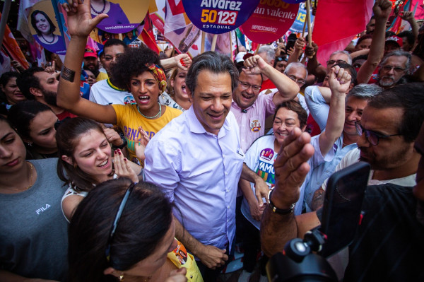 Haddad faz campanha em Santo André