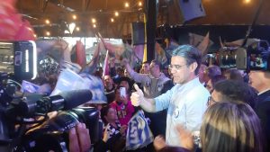 Rodrigo Garcia em comício em Guarulhos