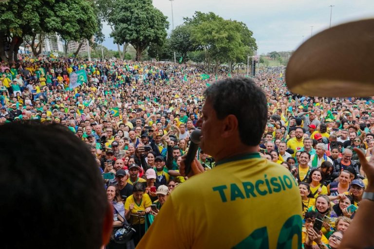 Tarcísio de Freitas faz campanha em Presidente Prudente (2)